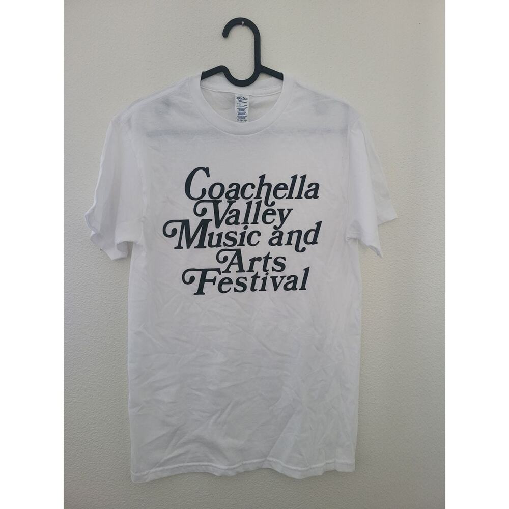 SPECTRA USA APPAREL CO. Coachella Valley Music Festival T-Shirt Unisex Small